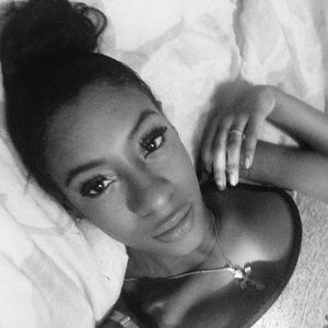 Meet your Posher, Candis